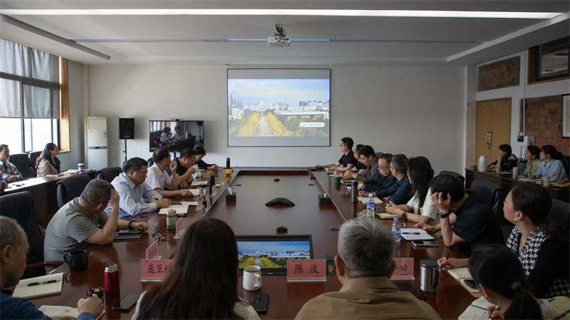 直面招生新形势 精准施策抓落实